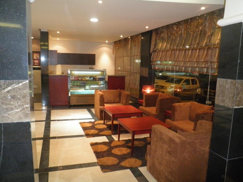 Al Muhaidb Al Nadwa Riyad Extérieur photo